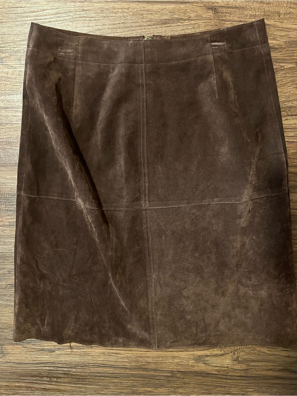 Women’s Y2K patch Brown Suede Front-Zip Skirt - Picture 5 of 5